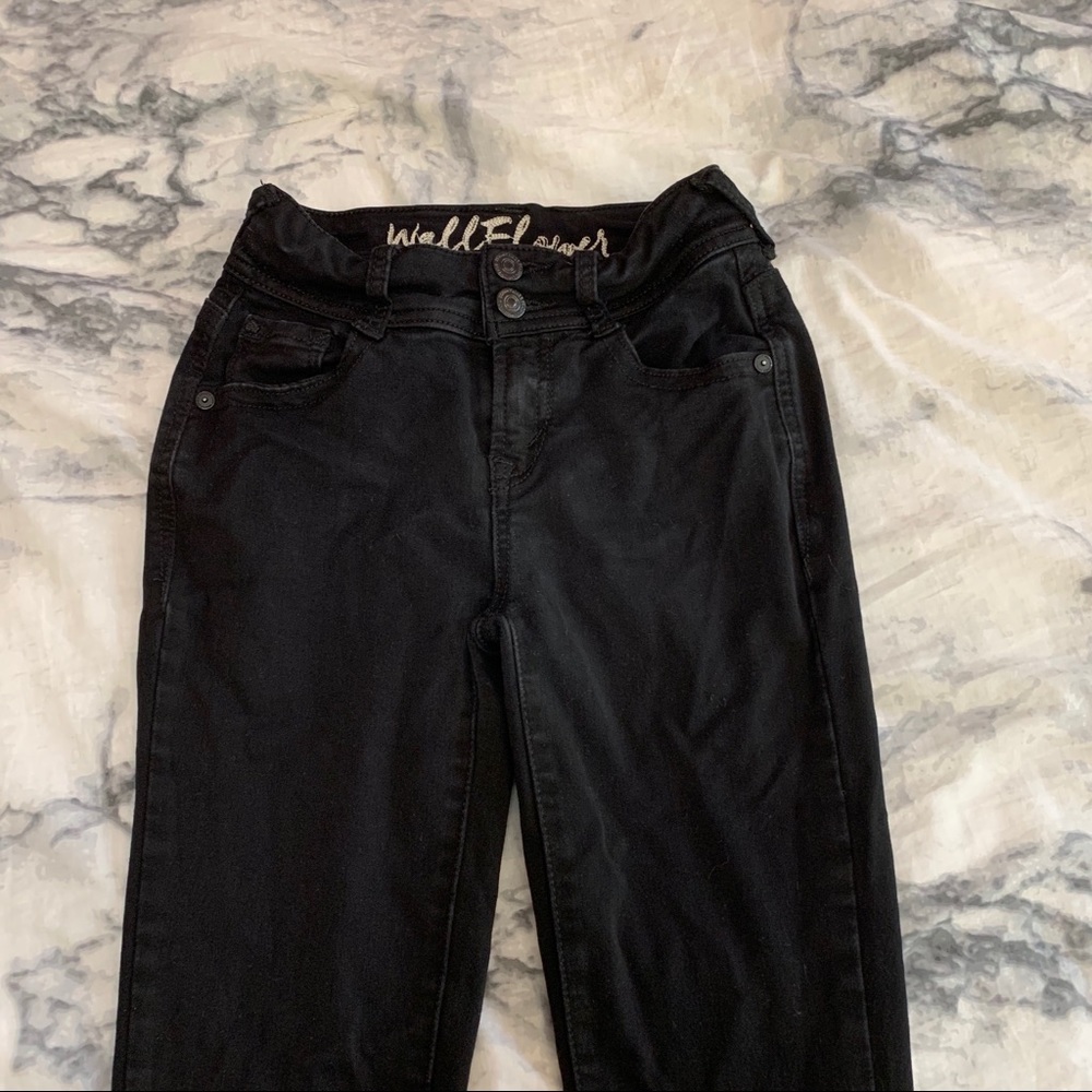 black skinny jeans